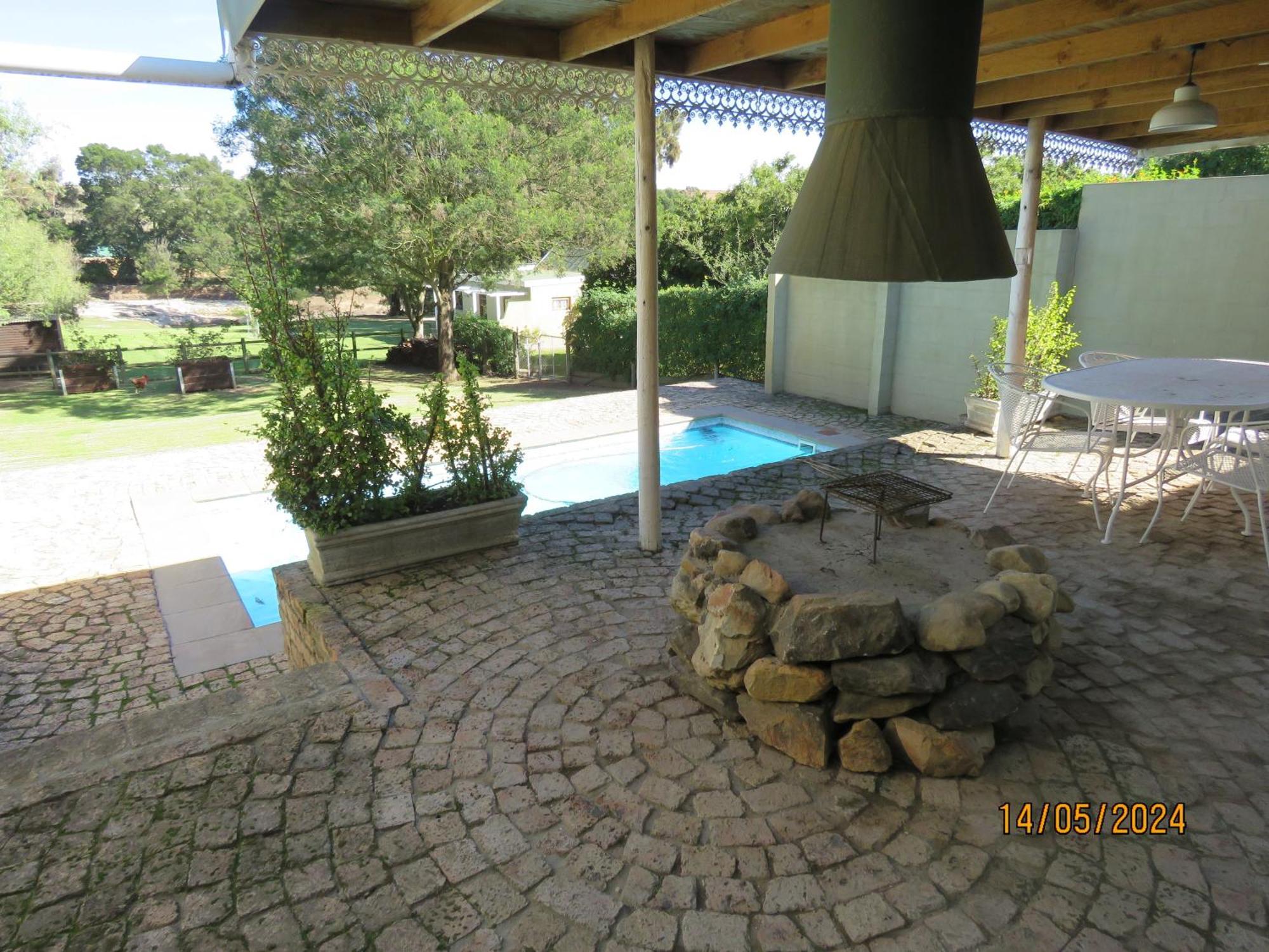 Town And Country Apartment Caledon Exterior foto